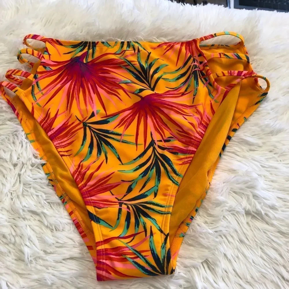 Xhilaration Tropical Bikini Bottoms NWT Large